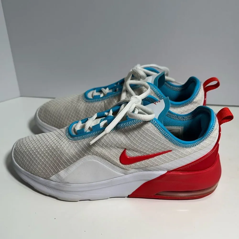 Nike Air Max Motion 2 Womens Athletic Running Women’s Size 8 Red White Blue